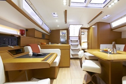JEANNEAU SUN ODYSSEY 469 ( 2015 )