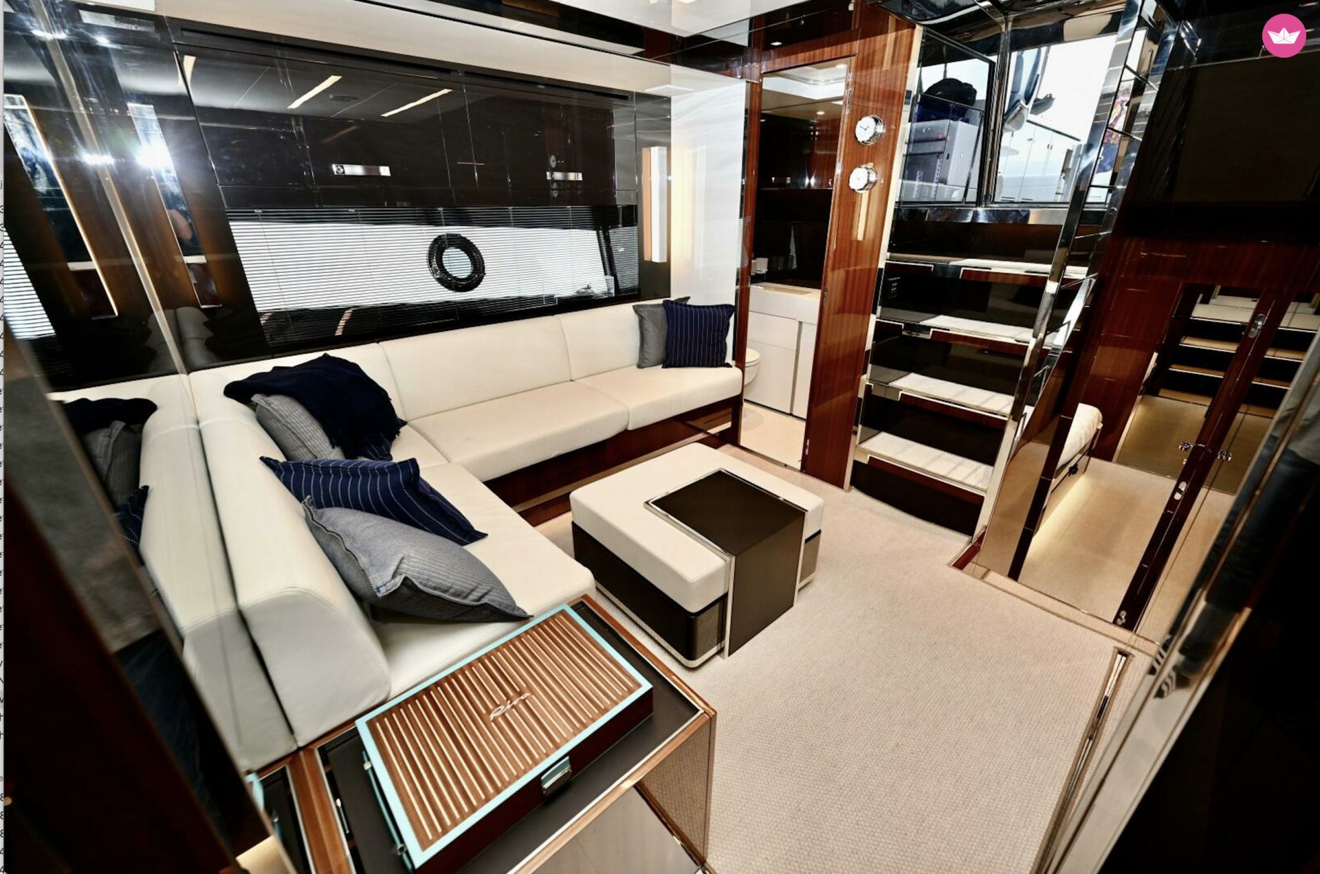 Bateau à moteur Riva 56 Rivale 2400cv 5