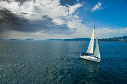 Zwölfsitziges Segelboot ria de vigo