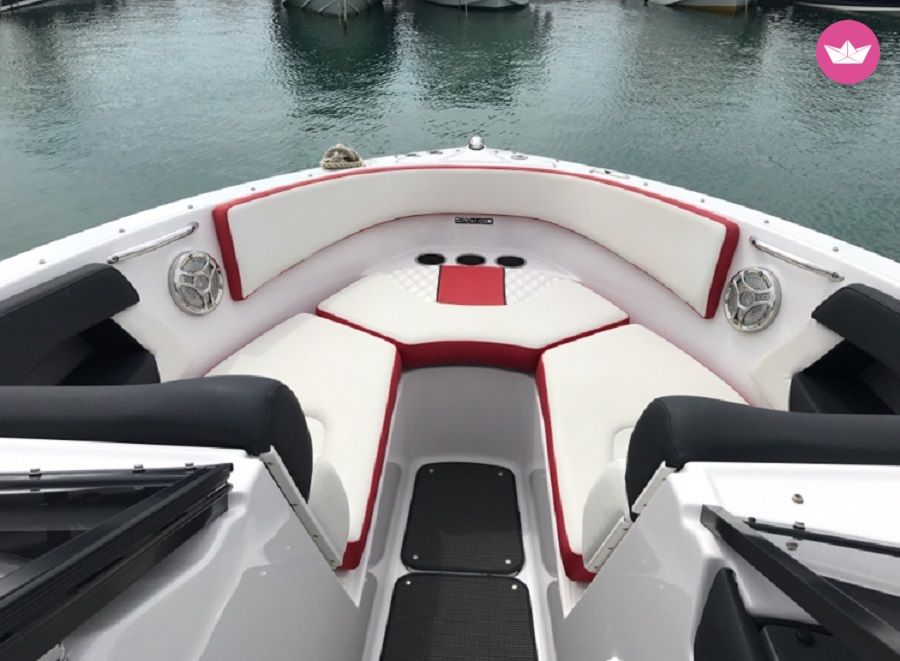 Charter Motorboat Glastron Gts 245 Ibiza