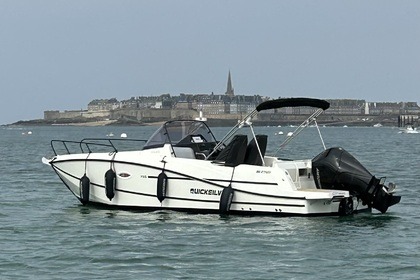 Hire Motorboat Quicksilver Activ 755 Sundeck Dinard