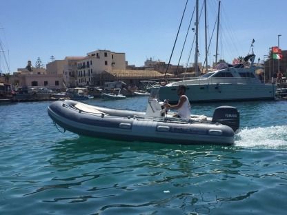 Location Semi-rigide Bwa California 500 Favignana