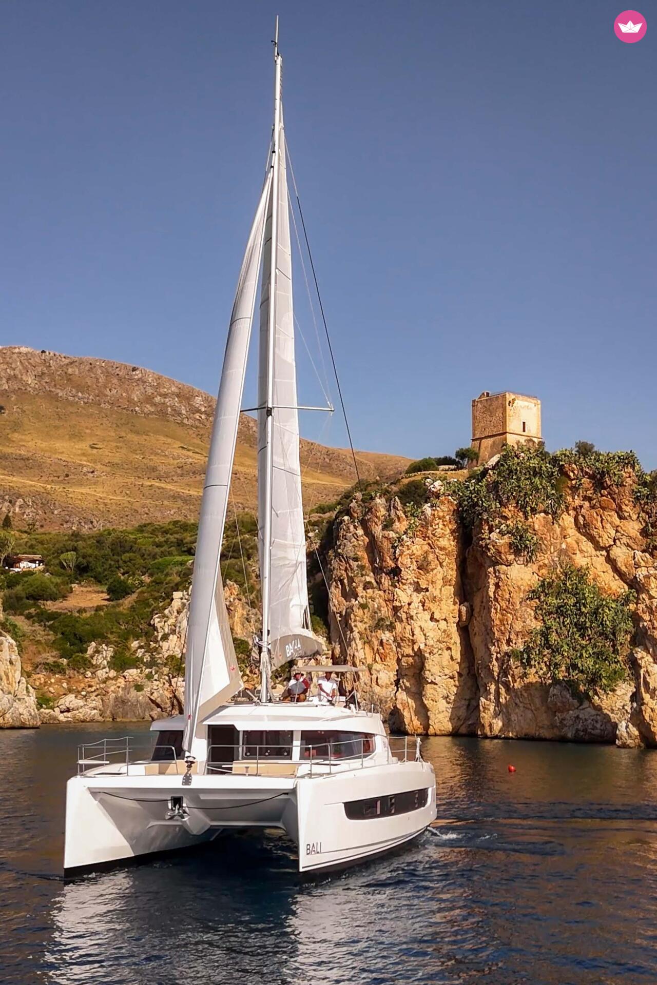 Bali - Catana Catana 44