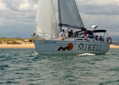 Charter Sailboat Jeanneau Sun Odyssey 40 Santander