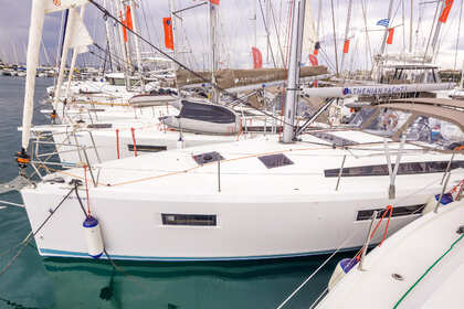 Miete Segelboot Jeanneau Sun Odyssey 410 Nea Peramos