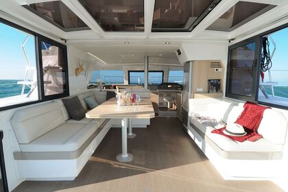 Charter Catamaran Bali Catamaran Bali 4.1 with A/C Les Sables-d'Olonne