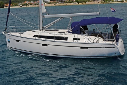 Hyra båt Segelbåt BAVARIA C 41 Kroatien