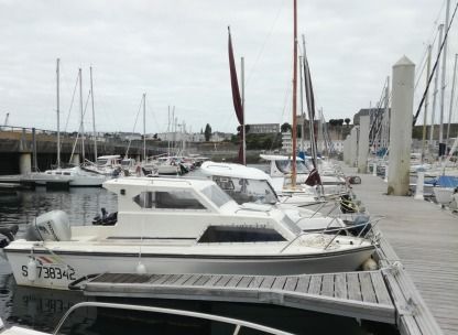 Charter Motorboat Jouandoudet Guppy560 Brest