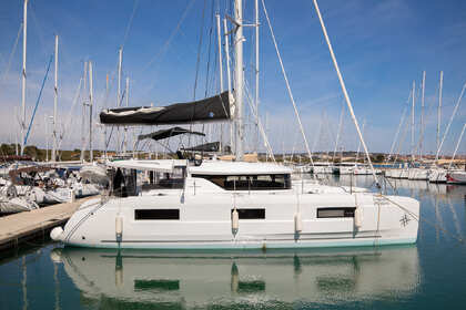 Hyra båt Katamaran Lagoon-Bénéteau Lagoon 46 - 4 + 2 cab. Pomer