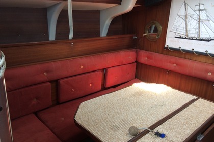 Voilier Jeanneau Gin Fizz super équipé croisière hauturière