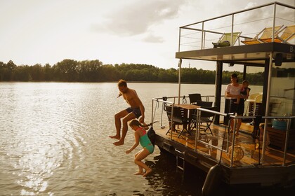 Miete Hausboot Nautilus Hausboote Nautino maxi Tagescharter führerscheinpflichtig Berlin