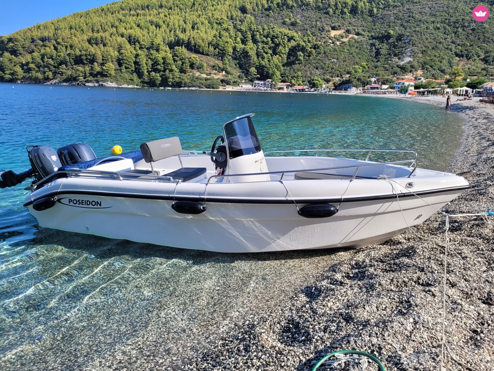 Bateau à moteur Poseidon Blue water 170 30cv 2
