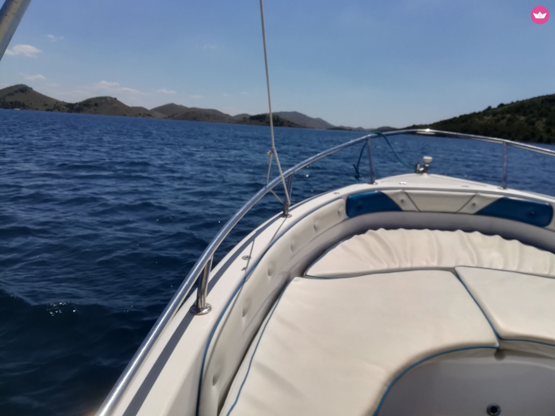 Motorboat Ranieri Soverato 565 for hire