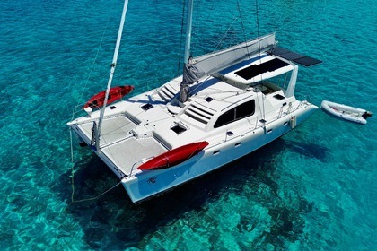 Rental Catamaran Robertson & Caine Leopard 47 San Blas Islands