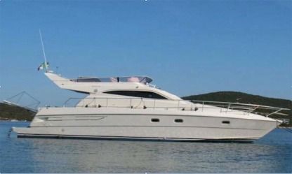 Charter Motorboat Raffaelli Levante 43 Fly Cattolica