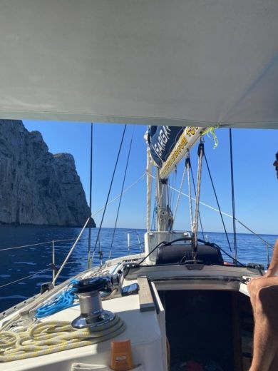 Port d'Andratx Sailboat Jeanneau Sun Odyssey 33 alt tag text