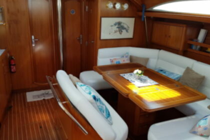 Sailingblue in Toscana su Jeanneau sun odissey 45.2 (14mt)