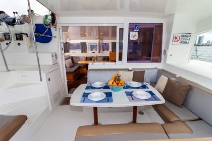 Fantastico Catamaran Lagoon 400