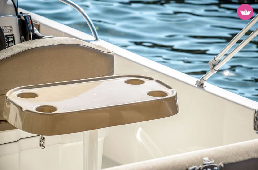 Bateau sans permis Karel ITHACA 550 30cv 5