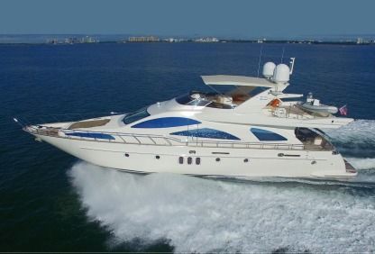 Charter Motorboat Azimut 80 Bar
