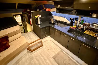 Cabin Motor Yacht for Rent in the Bays of Fethiye Göcek