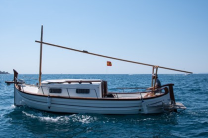 Rental Motorboat Menorquin 36 Cabinado Roses