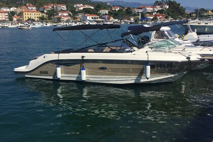 Hire Motorboat SEA RAY 250 SS Rab