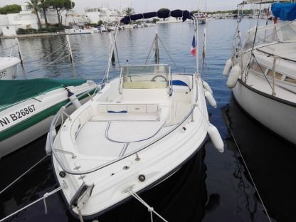 Location Bateau à moteur Ranieri Millenium 18.20 Le Grau-du-Roi