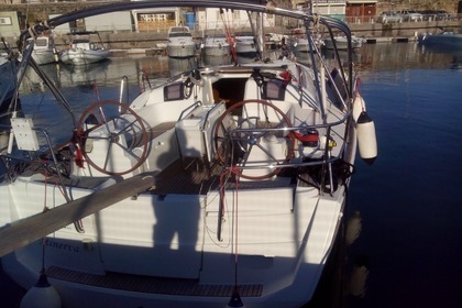 Noleggio Barca a vela JEANNEAU SUN ODYSSEY 379 Salerno