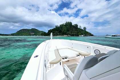 Large Luxury Everglades 355 CC in Seychelles