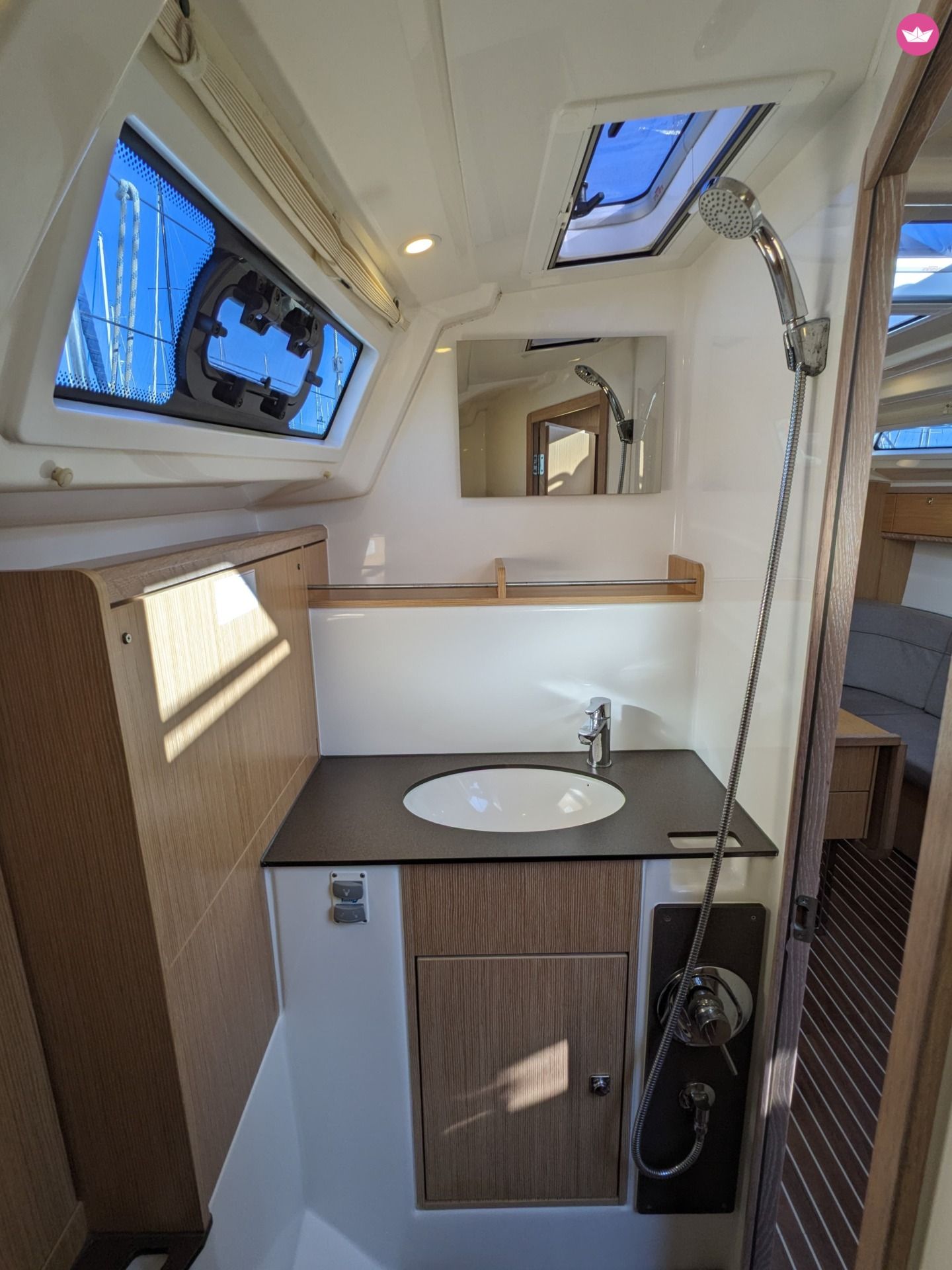 Rent Bavaria Cruiser 37