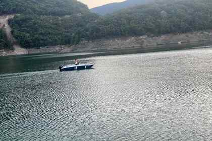 Évasion dans la baie de Burgas – Des aventures en motorboat vous attendent