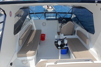 Hire Motorboat Bayliner Trophy Hvar