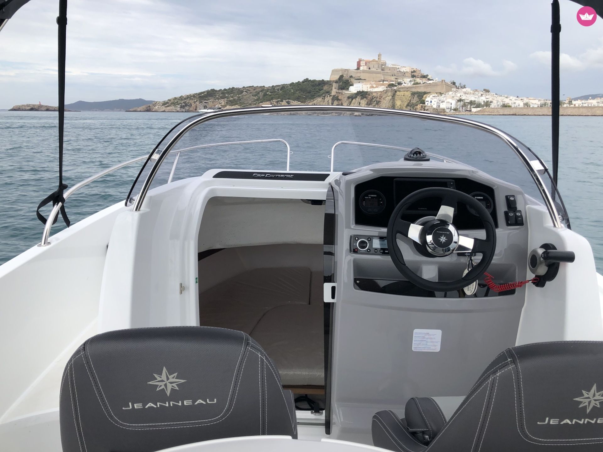 Jeanneau Cap Camarat 5.5 Wa in Ibiza  