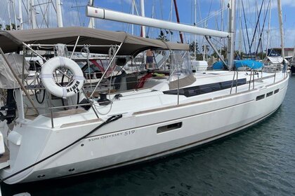 Charter Sailboat Jeanneau Sun Odyssey 519 - 3 cab. Tortola