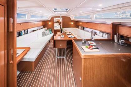 Miete Segelboot Bavaria Yachtbau Bavaria Cruiser 34 Elba