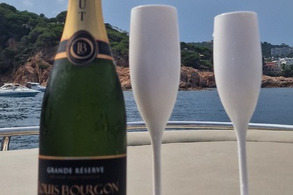 Mediterranee 47 hispedage y passeos 2,3,4 y 8h