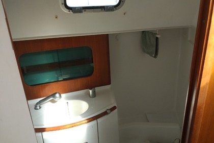 Fantástico velero Beneteau Oceanis de 33 pies en Gijón