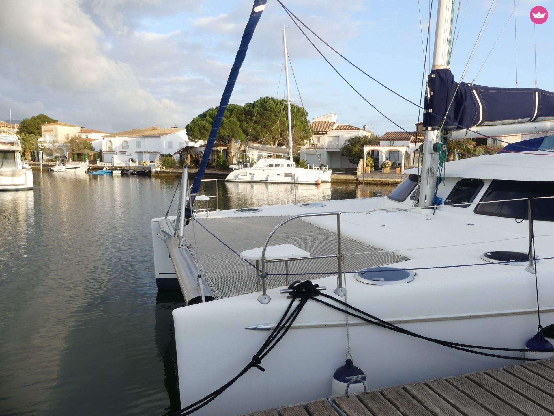 Catamaran Fountaine Pajot Lavezzi 40 11.9m 4
