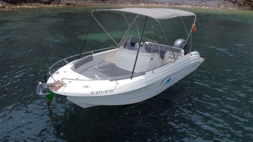 Motorboat Pacific Craft Open 625 boat plan