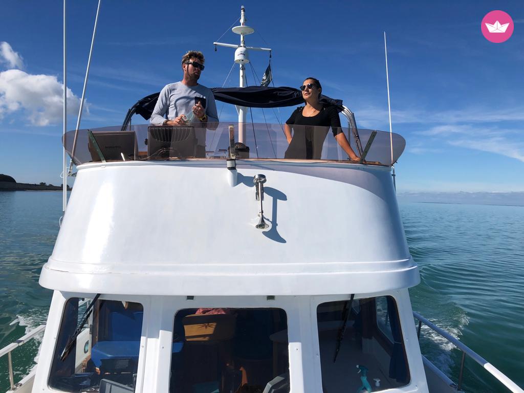 Bateau à moteur MARINE CORPORATION OCEAN 37 120cv 4
