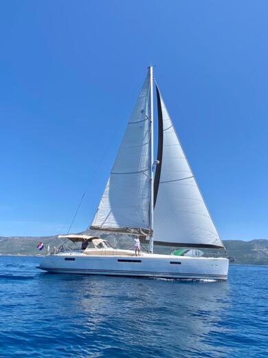 Sailboat Jeanneau Jeanneau 53 Plano del barco