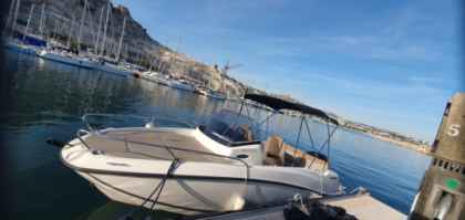Miete Motorboot Quicksilver Activ 605 Sundeck Marseille