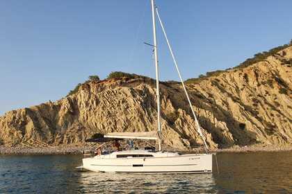 Hire Sailboat Dufour Dufour 360 Grand Large Sant Antoni de Portmany