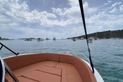 Charter Motorboat Oki Boats Barracuda 545 Split