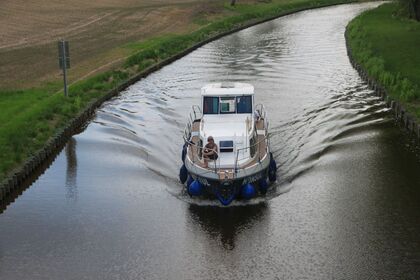 River Cruiser 39 - czarter barki na Pętli Żuławskiej i Kanale Elbląskim