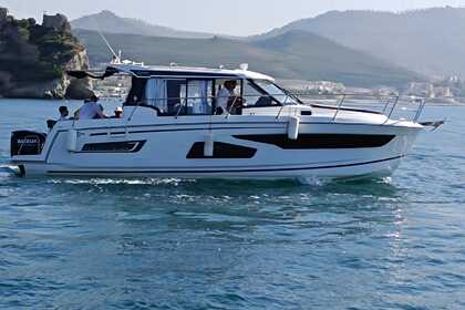 Rental Motorboat Jeanneau Merry Fisher 1095 Bacoli