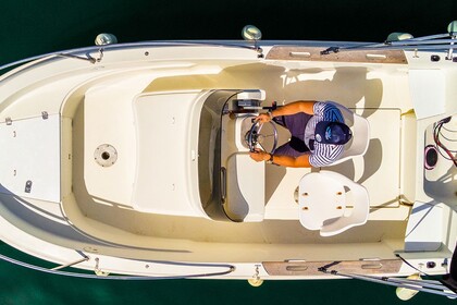 Alquiler Barco sin licencia  Jeanneau Navy Blue Standard 6 places Cap d'Agde