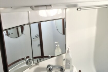 Greece in a sail boat Beneteau Oceanis Clipper 423