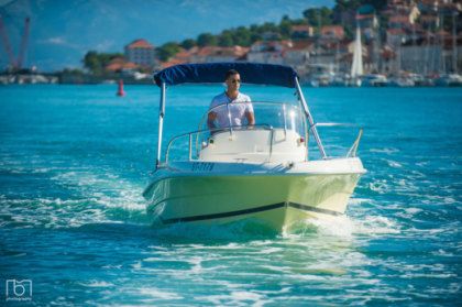 Rental Motorboat Jeanneau Cap Camarat 545 Split